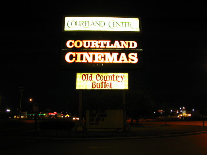 NCG Courtland Cinemas - July 2002 (newer photo)